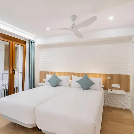 Odyssey Rooms Alicante-3